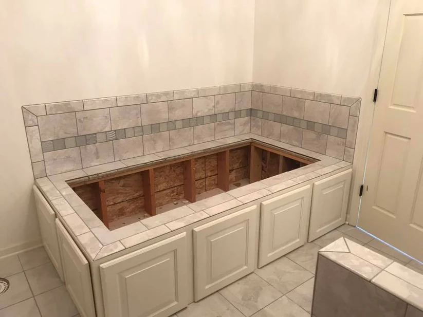 Funky Style, Nice Tile Belt Inlay Bathroom Update4
