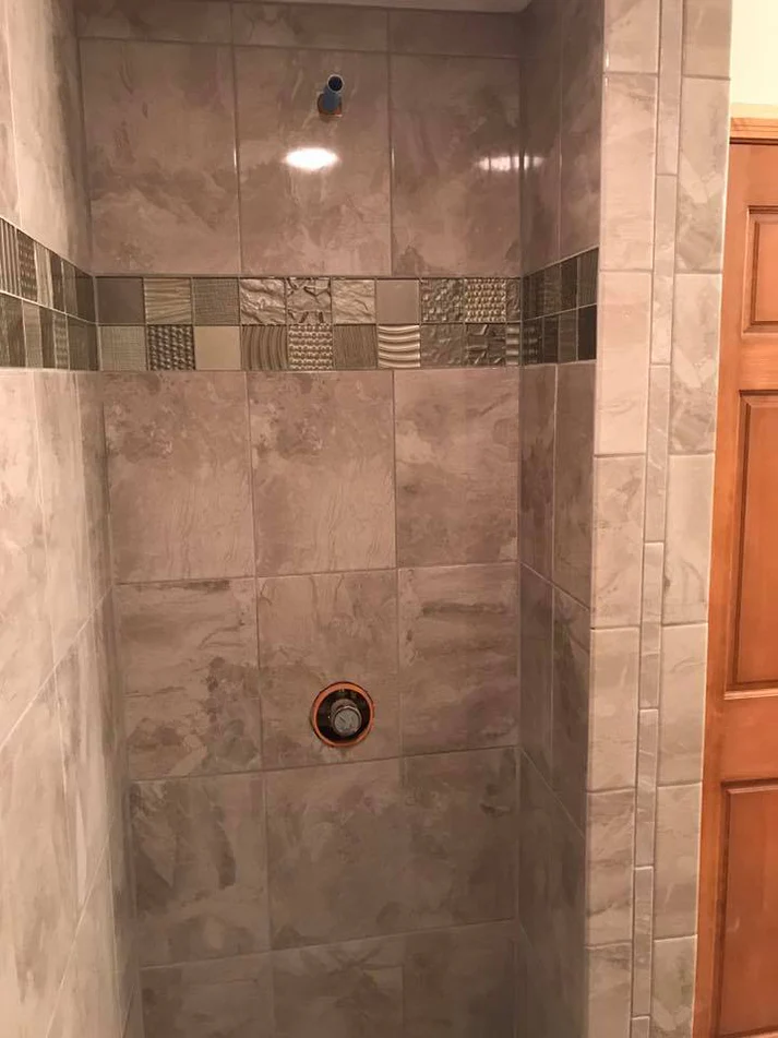 Funky Style, Nice Tile Belt Inlay Bathroom Update6