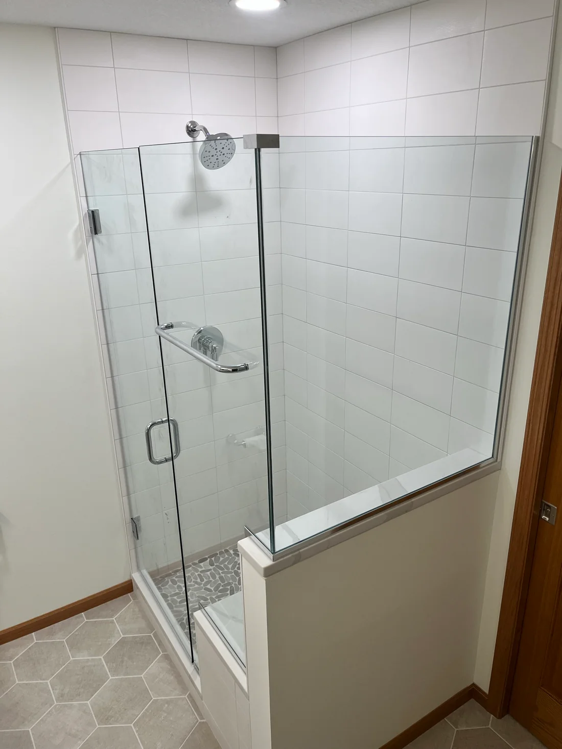 MEtro Remodling Updated Bathroom - Glass Door & Bench Seat W: Shower Niche2