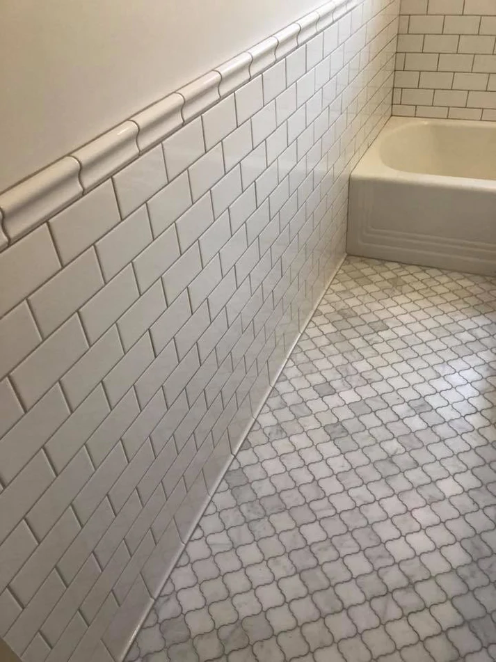 MEtro remodling Small Simple Bathroom update With Classic Curved & Modern Subway Tile Mash-Up2