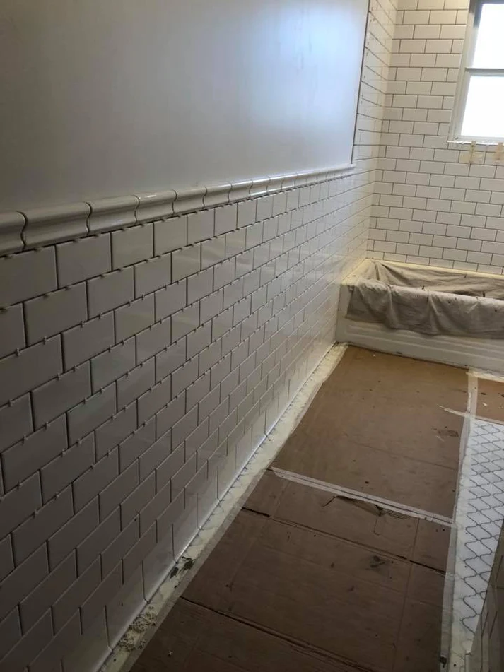 MEtro remodling Small Simple Bathroom update With Classic Curved & Modern Subway Tile Mash-Up25