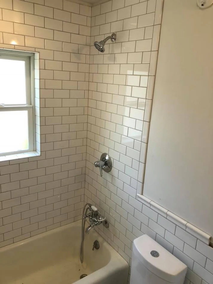 MEtro remodling Small Simple Bathroom update With Classic Curved & Modern Subway Tile Mash-Up4