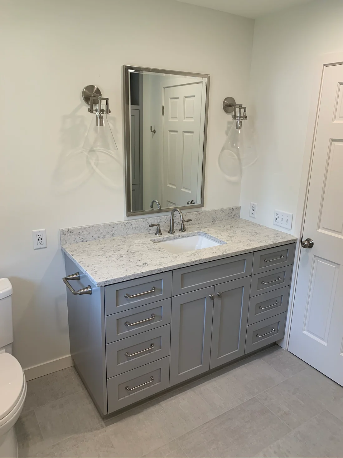 Metro REmodling Tub Shower Combo W: Accent Lighting On Wood Appearance Tile4
