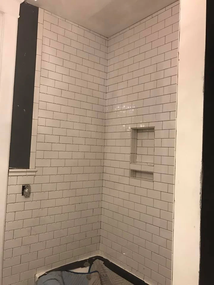 Metro Remodeling Bathroom Update With Curved Tile Half Wall6