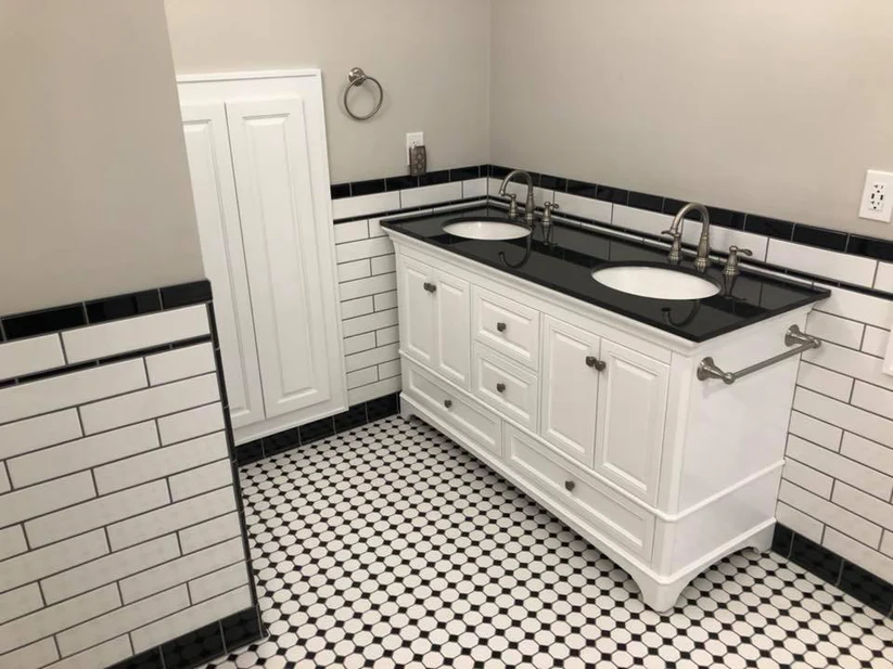 Metro Remodeling Black and White Themed Bathroom Update9