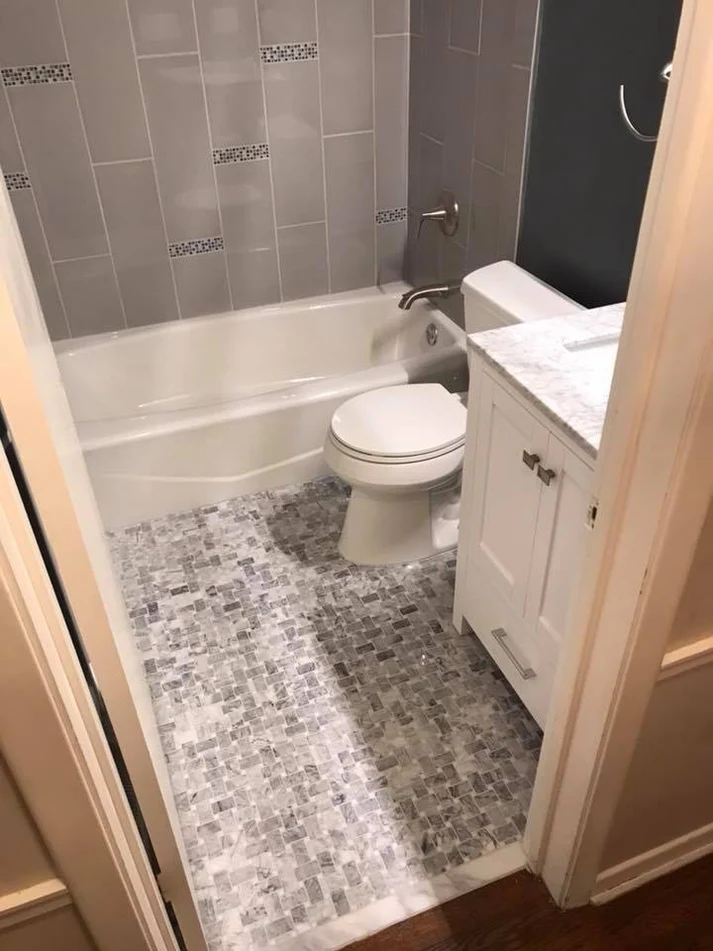 Metro Remodeling Custom Pattern Diagonal Mosaic Tile Inlay Shower & Tub Combo2