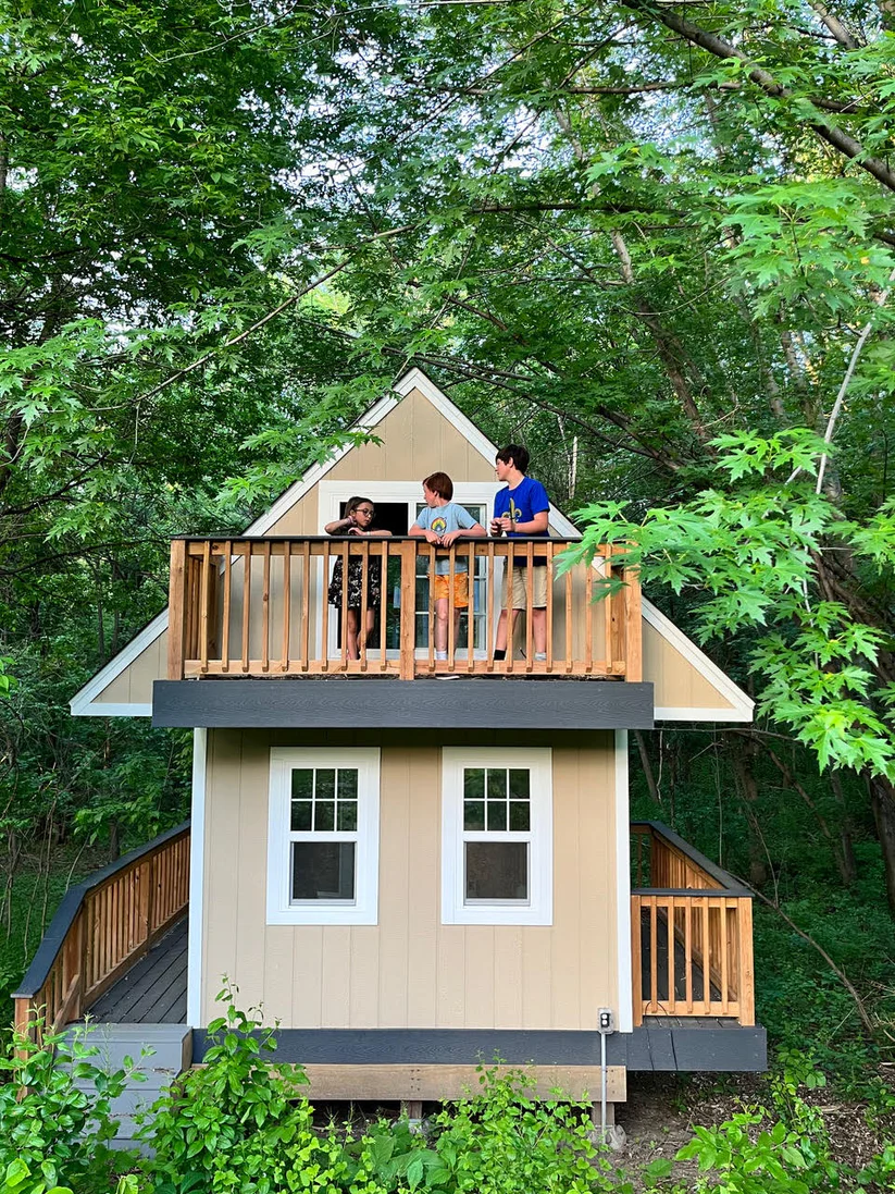 Metro Remodeling Fantastic Children's Playhouse1