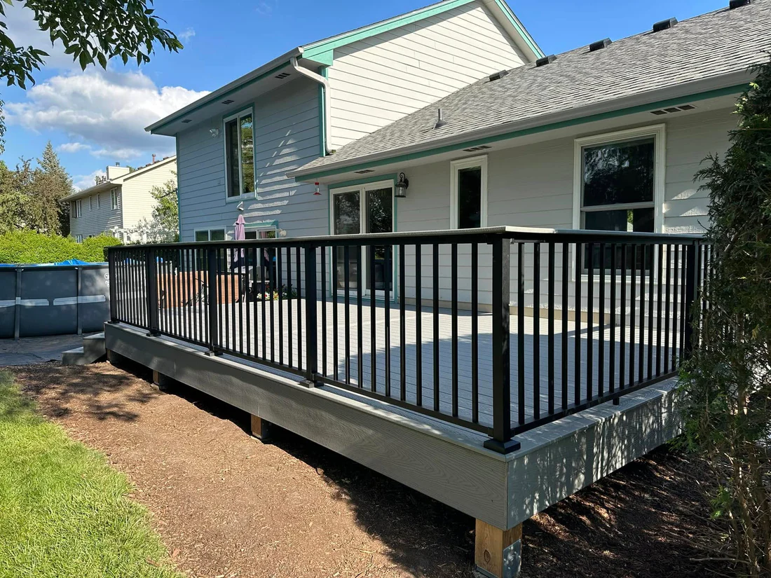 Metro Remodeling Grey & Black Low-Level Composite Decking with Triple Step Stairs3