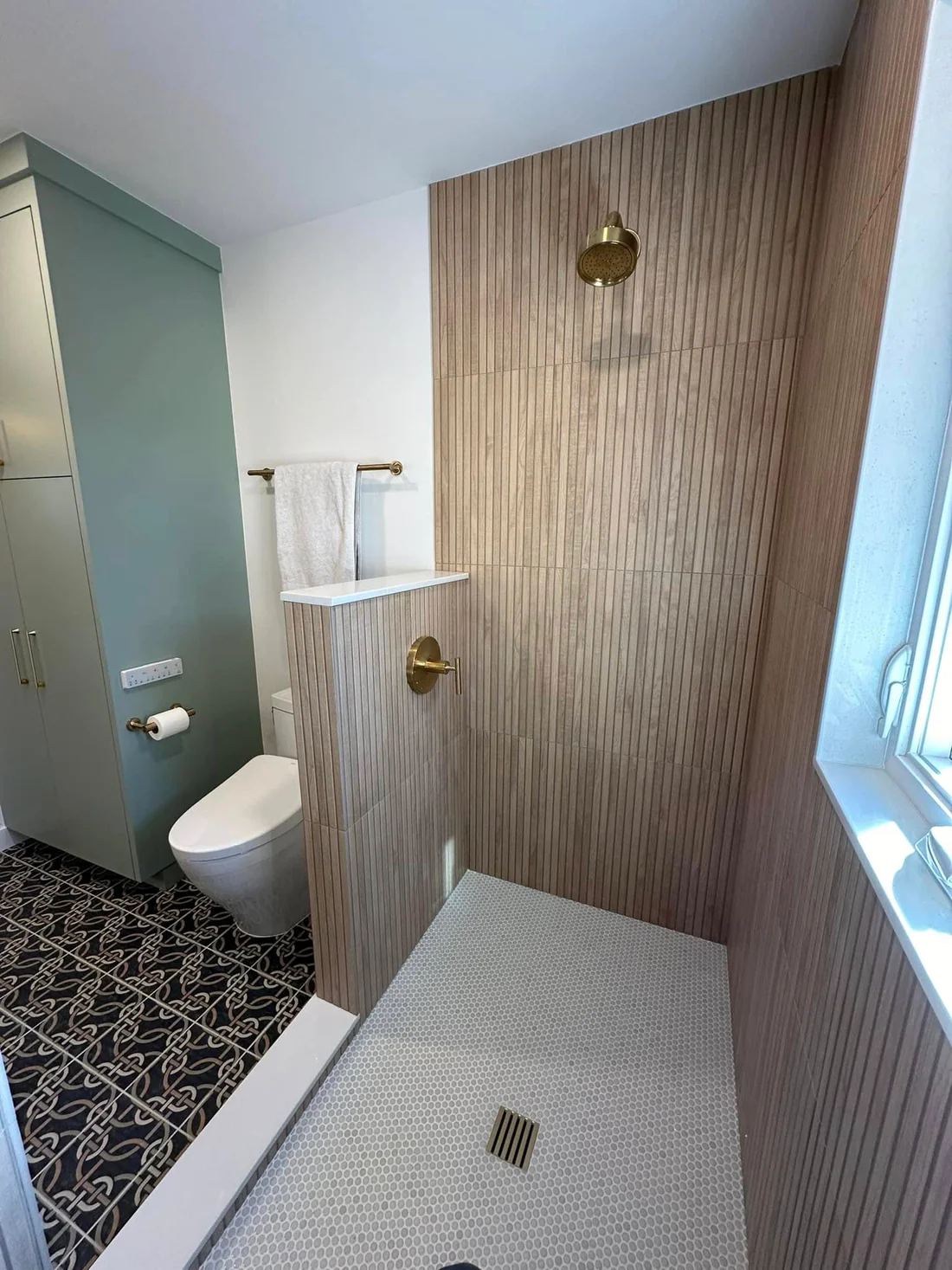 Metro Remodeling Modern Bathroom With Wood Walled Shower3
