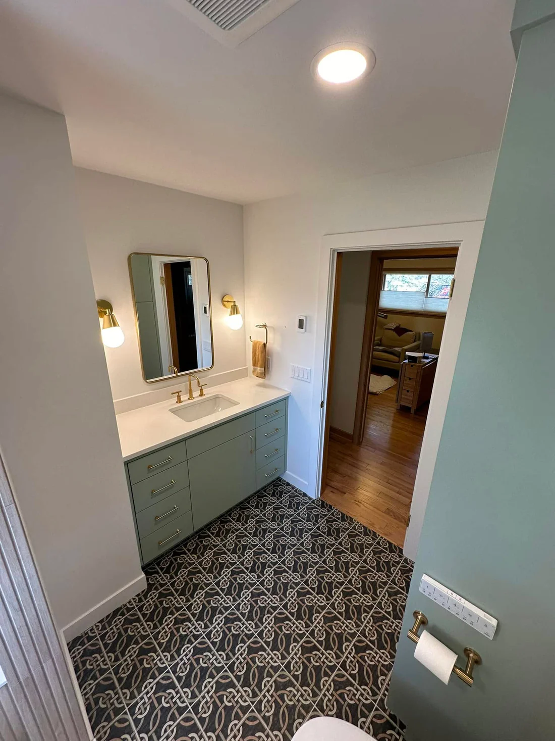 Metro Remodeling Modern Bathroom With Wood Walled Shower7