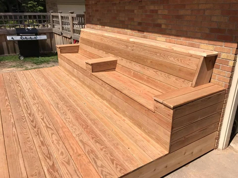 Metro Remodeling Seamlessly Integrated Natural Wood Deck W:Bench Seating3