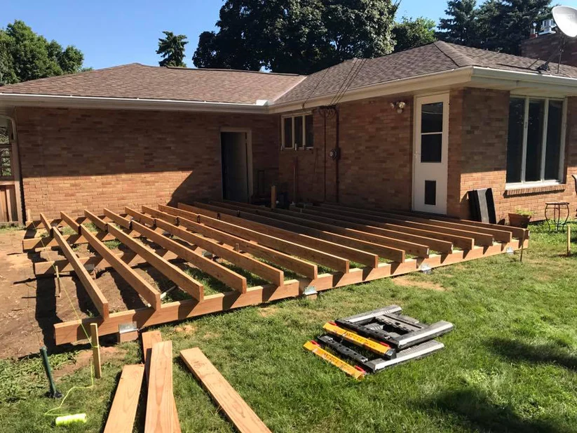 Metro Remodeling Seamlessly Integrated Natural Wood Deck W:Bench Seating4
