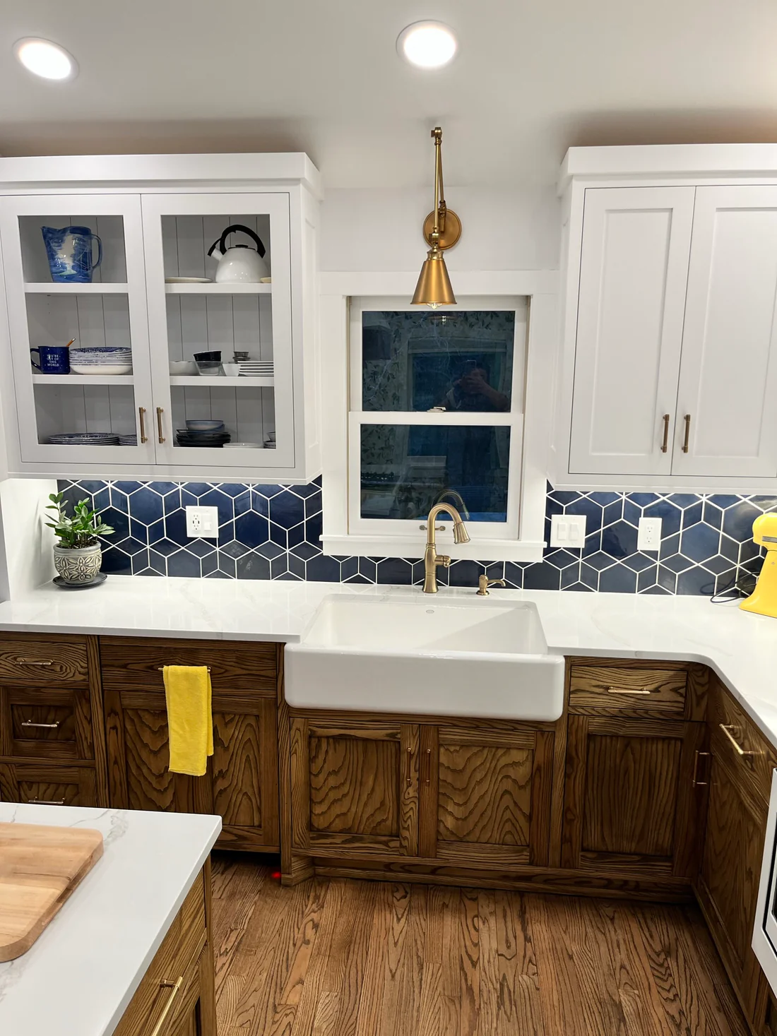 Metro Remodeling Updated Kitchen - Open Concept Vented Range Patterned Tiling4