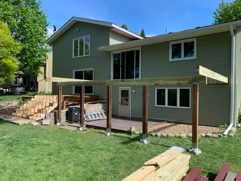Metro Remodeling Wood Construction Mid-Level Composite Decking With Stairs7