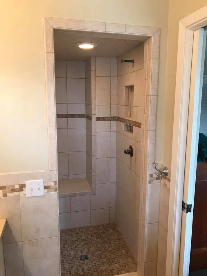 Metro Remodling Southwestern Tile W: Belt Inlay Shower Update2