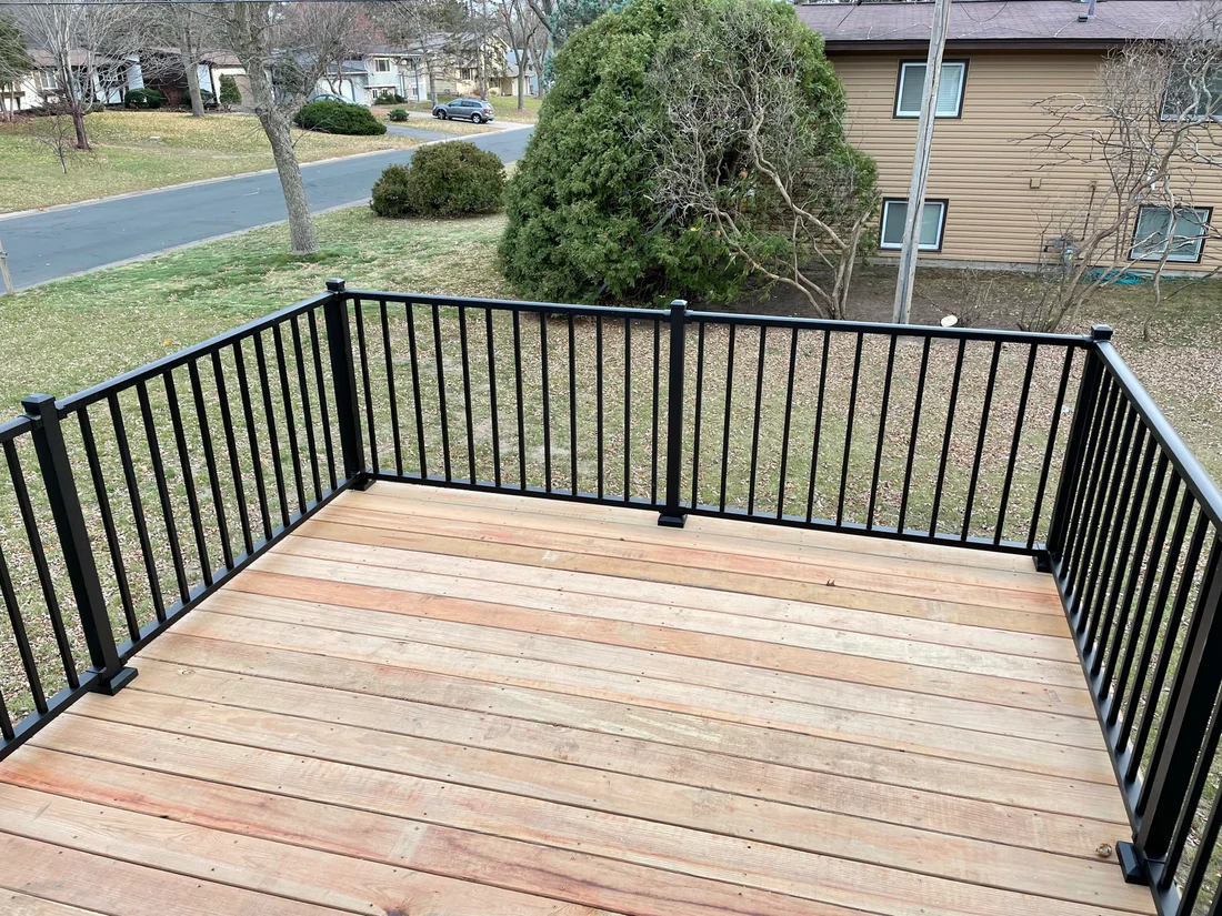 Wood & Black Mid-Level Wood Decking With Stairs3